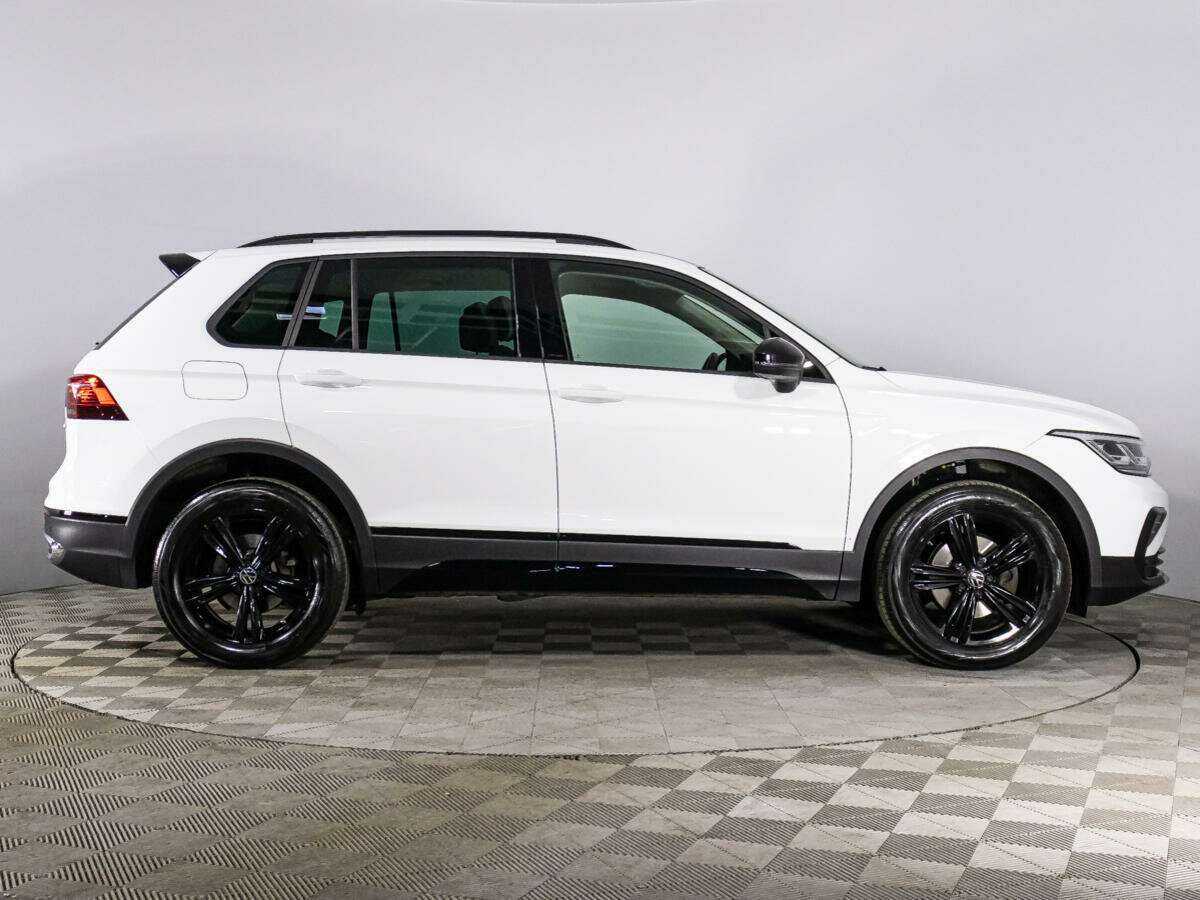 Купить Volkswagen Tiguan, 2022, 31 100 км, фото №4