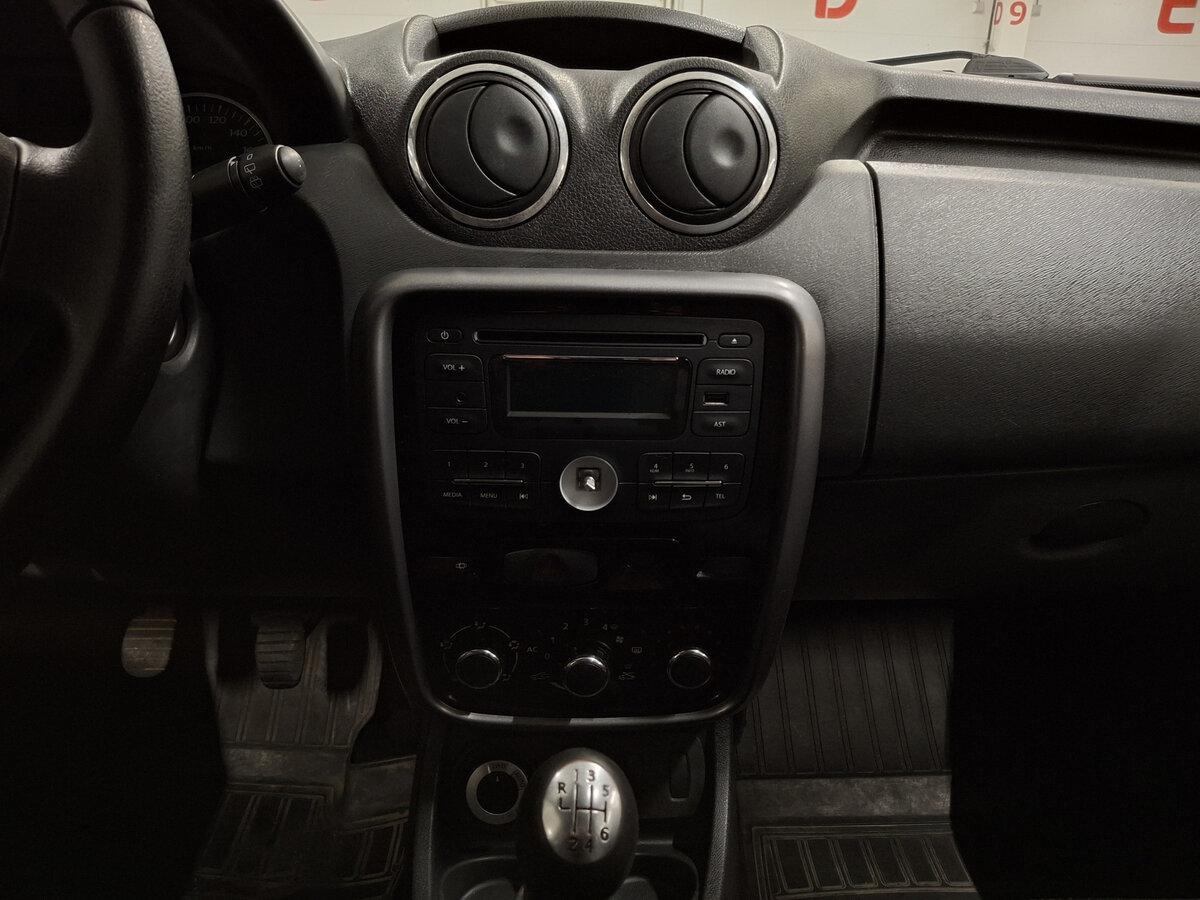 Купить Renault Duster I, 2012, 212 808 км, фото №15