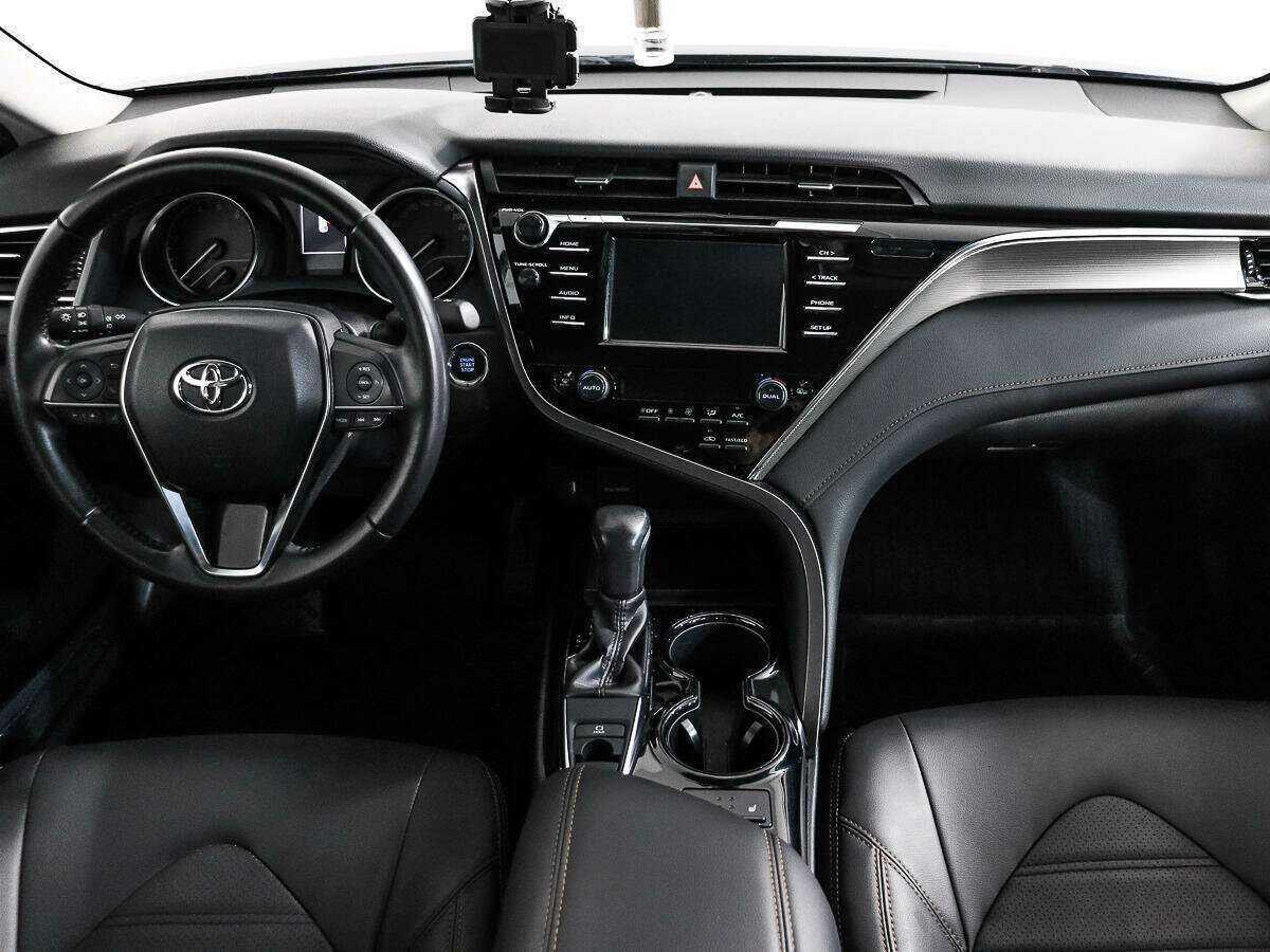 Купить Toyota Camry, 2020, 54 000 км, фото №11