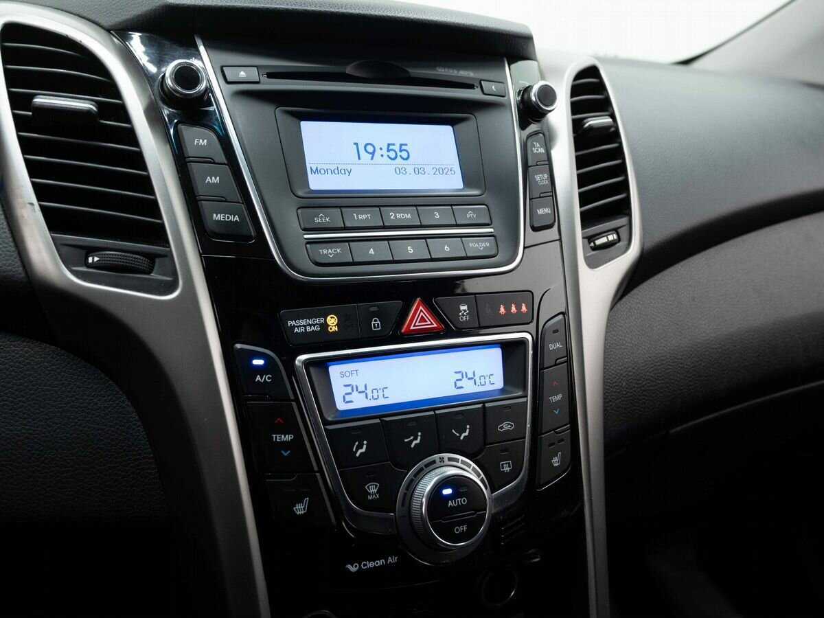 Купить Hyundai i30, 2013, 177 420 км, фото №17