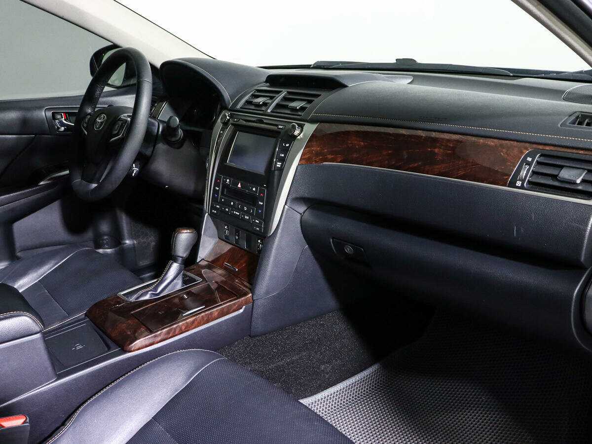 Купить Toyota Camry, 2016, 196 000 км, фото №9