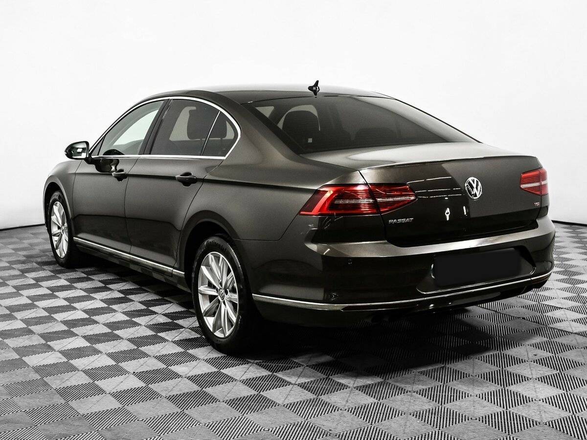 Купить Volkswagen Passat, 2017, 137 619 км, фото №7