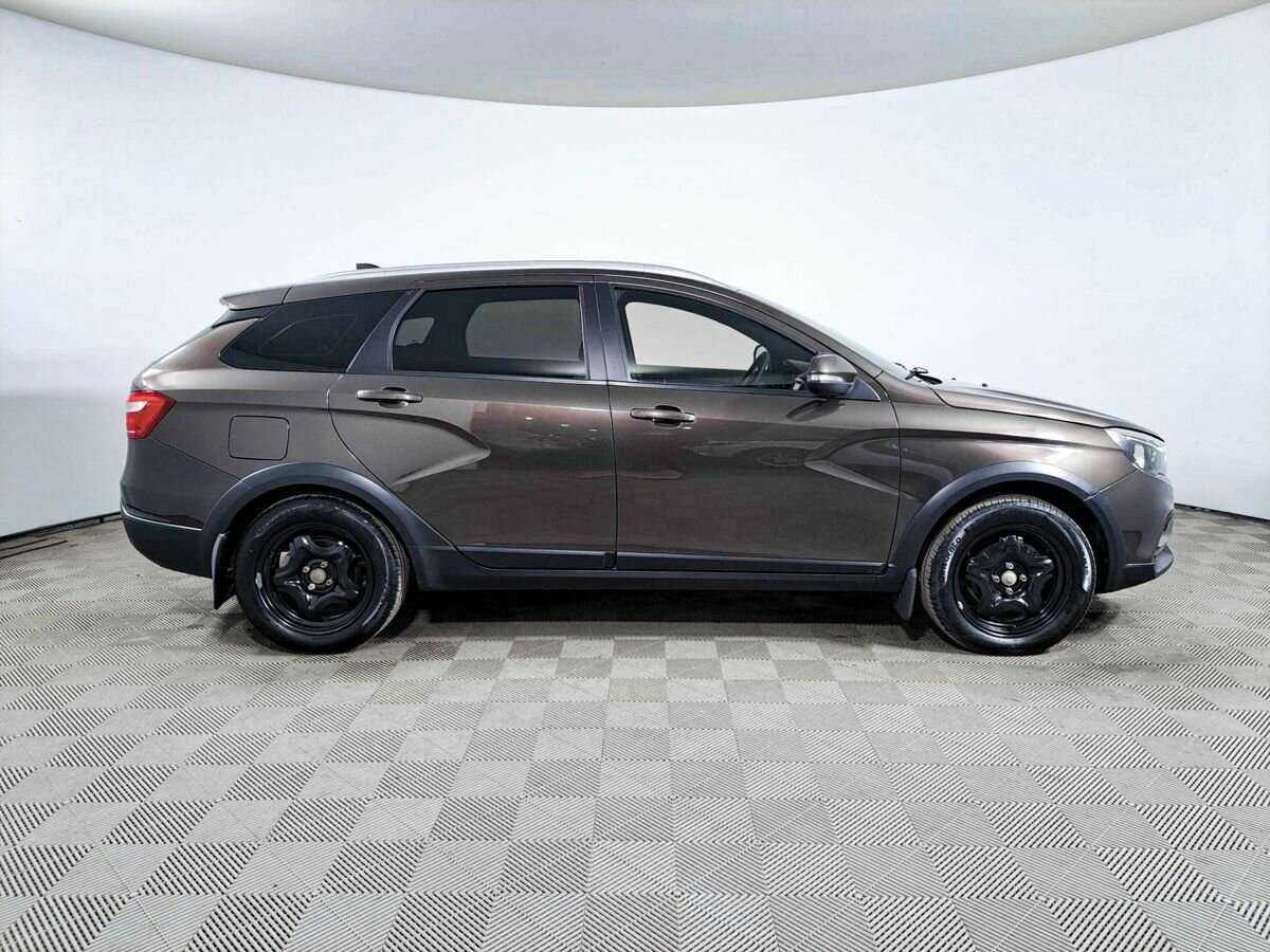 Купить Lada (ВАЗ) Vesta SW Cross, 2017, 94 416 км, фото №4