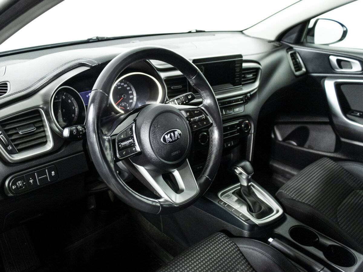 Купить Kia Ceed III, 2019, 68 732 км, фото №11
