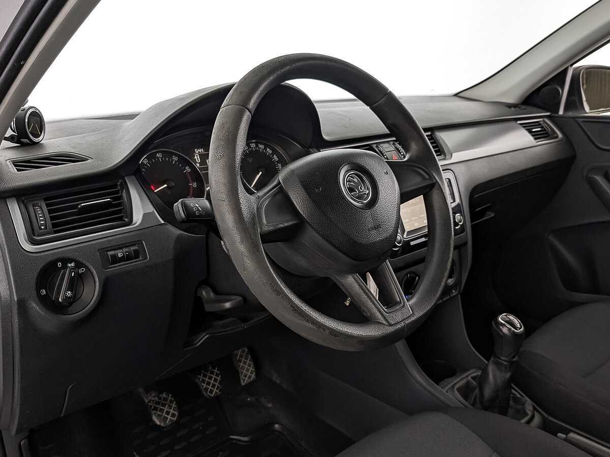 Купить Skoda Rapid, 2017, 214 528 км, фото №15