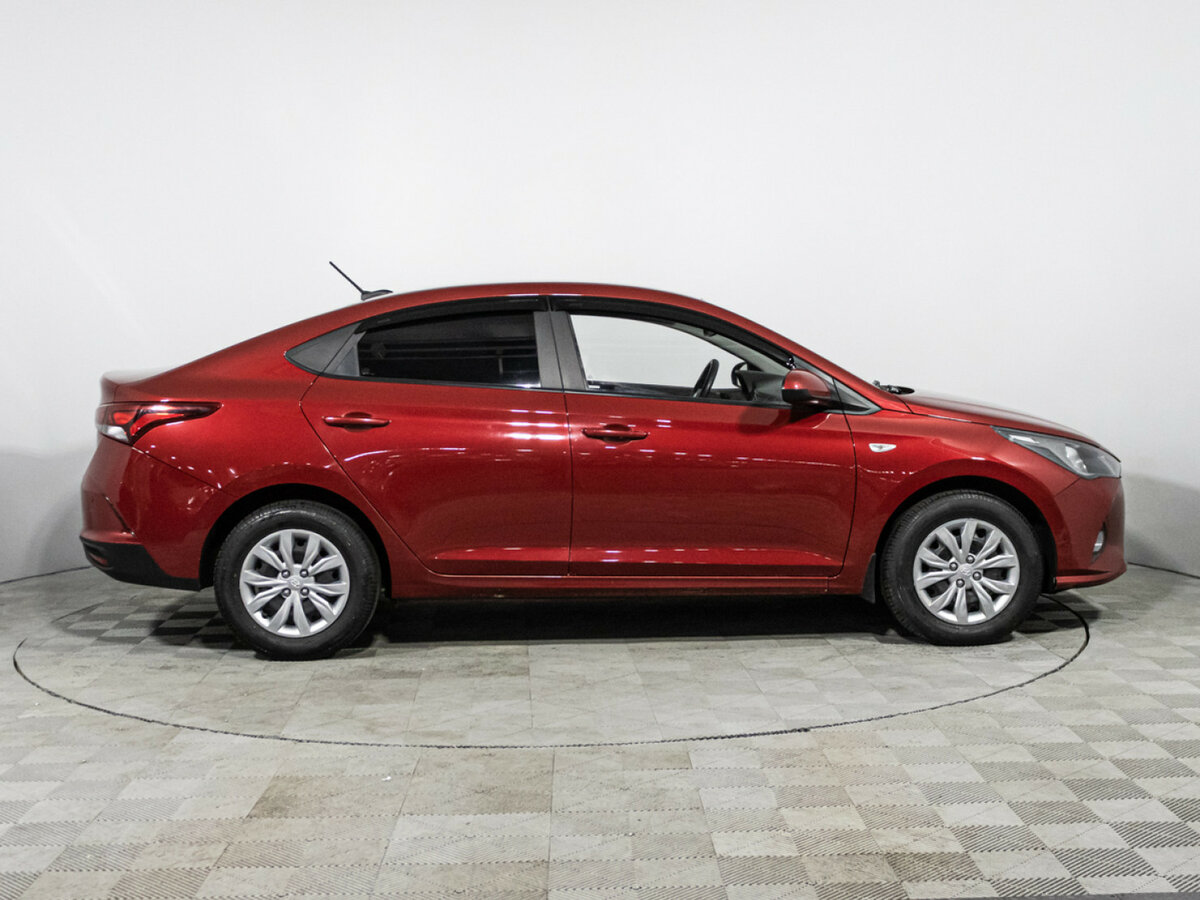 Купить Hyundai Solaris II Рестайлинг, 2021, 67 422 км, фото №4