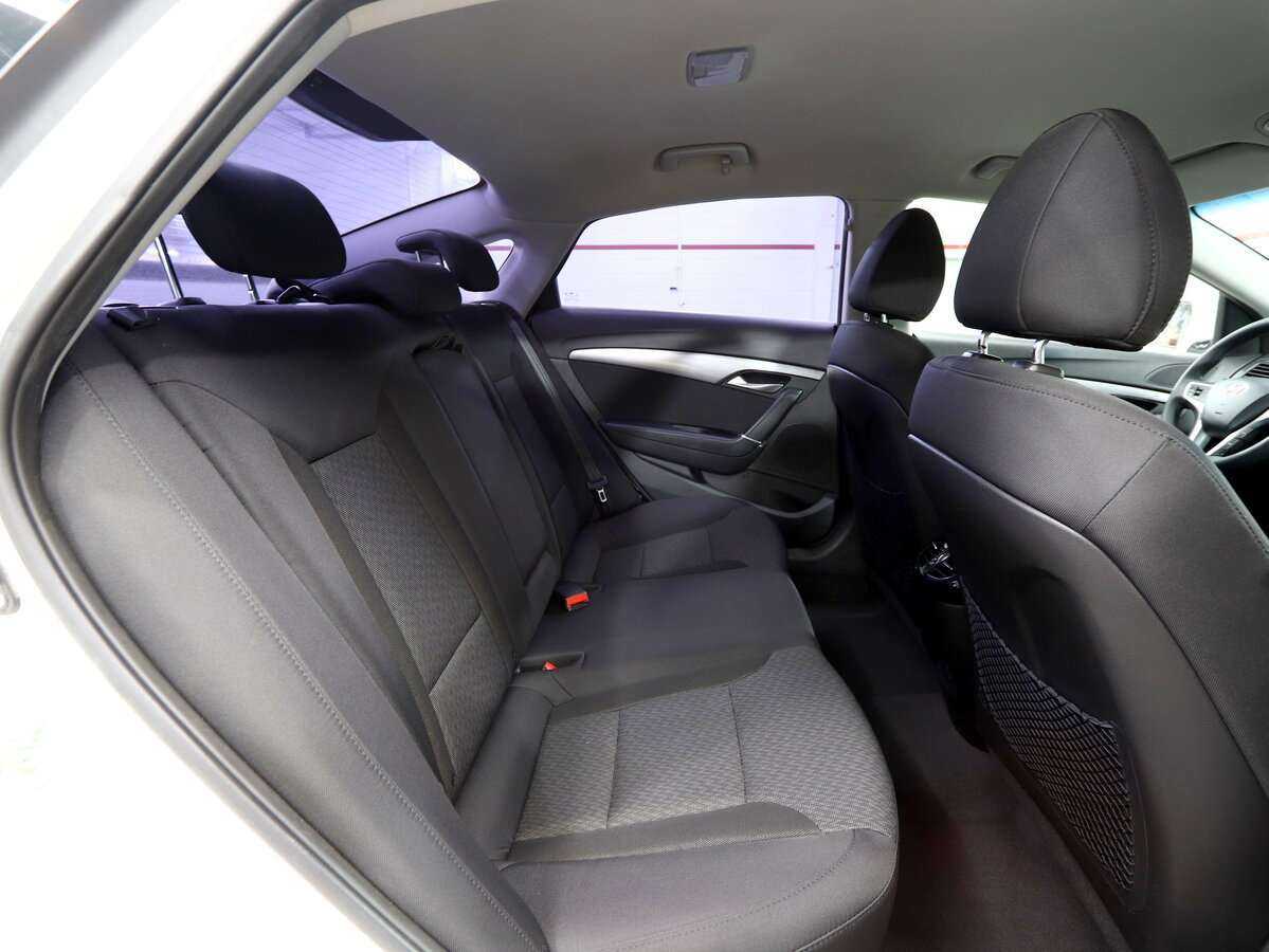 Купить Hyundai i40, 2014, 111 000 км, фото №14