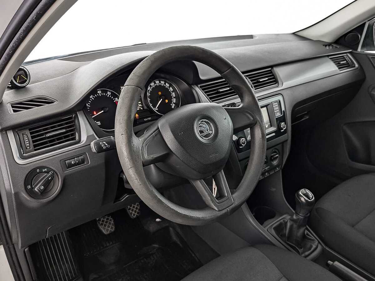 Купить Skoda Rapid, 2017, 145 587 км, фото №13