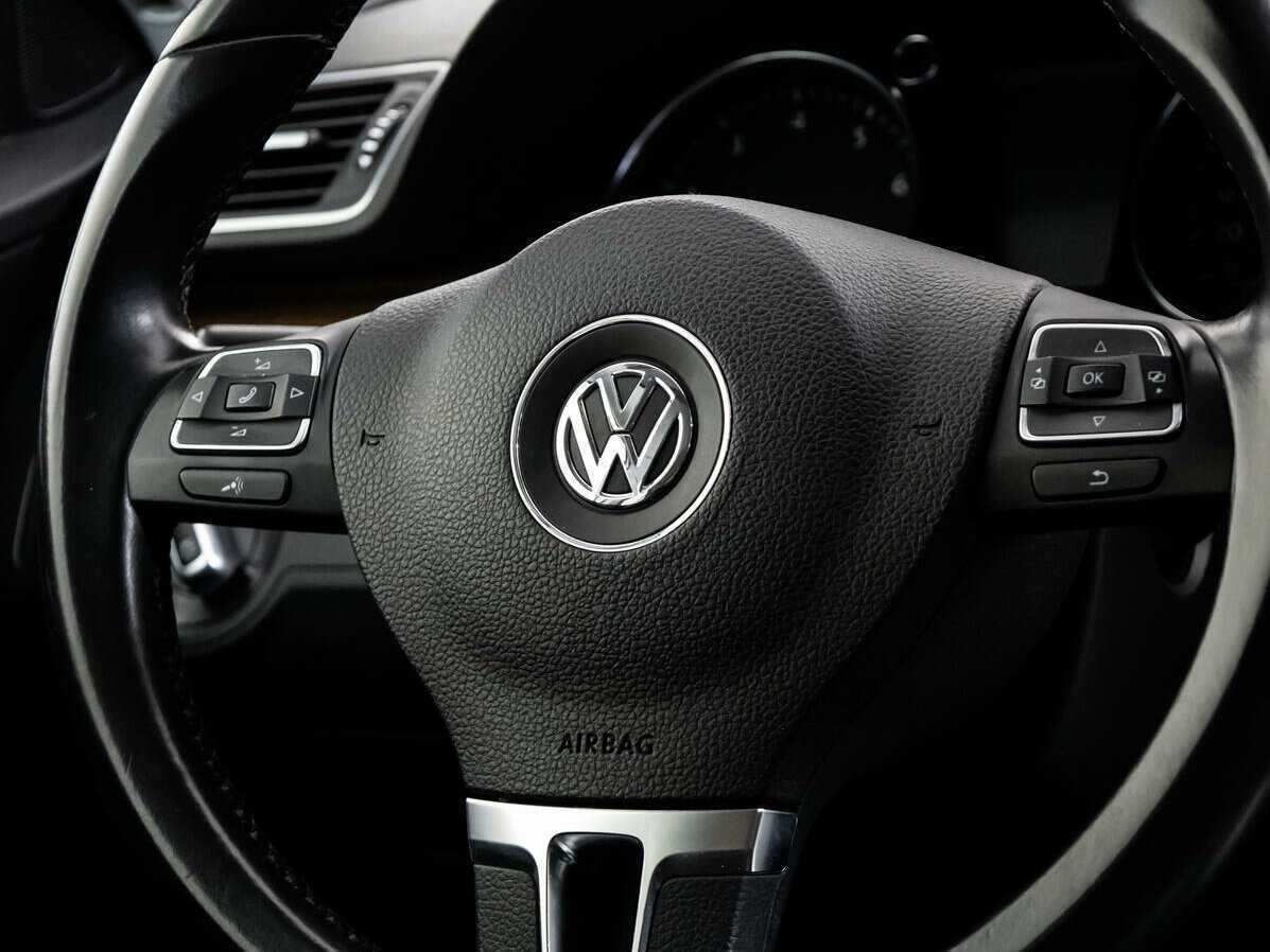Купить Volkswagen Passat, 2013, 242 820 км, фото №11