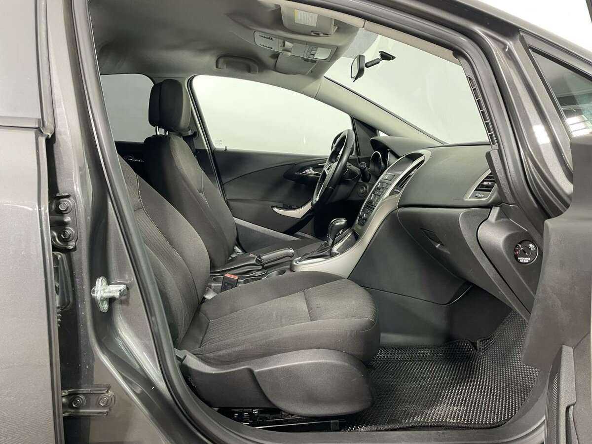 Купить Opel Astra, 2012, 173 688 км, фото №14