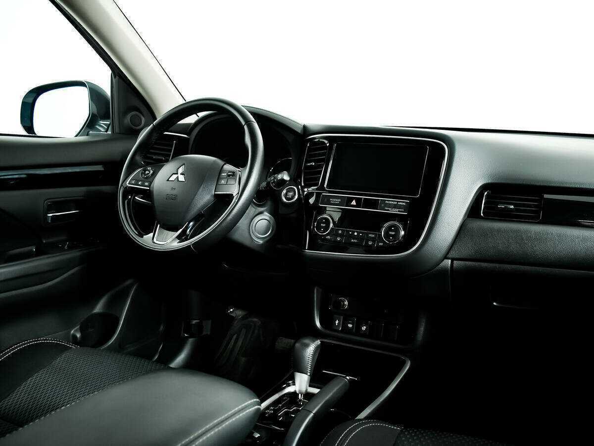Купить Mitsubishi Outlander, 2019, 77 333 км, фото №9