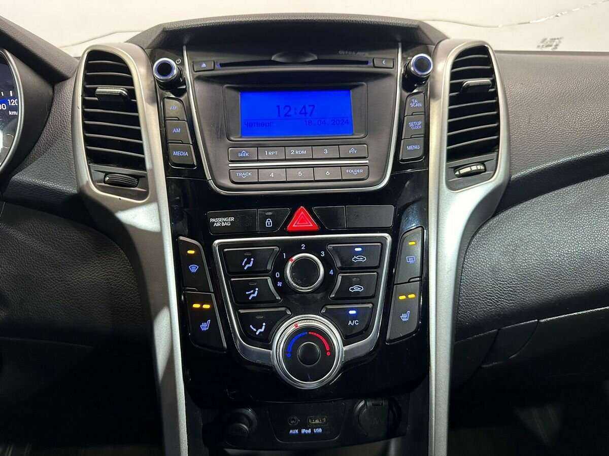 Купить Hyundai i30, 2012, 229 547 км, фото №13