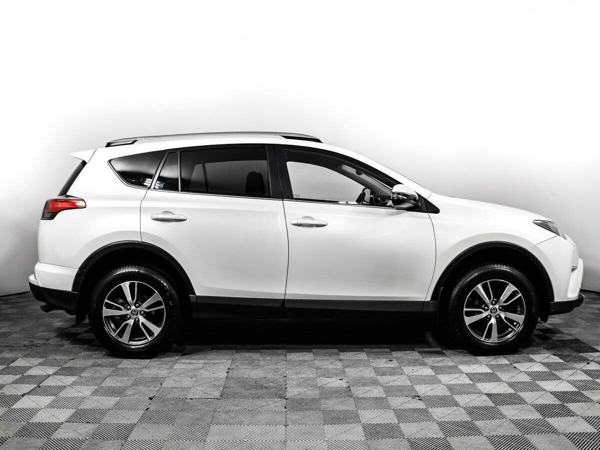 Купить Toyota RAV4, 2017, 85 919 км, фото №4