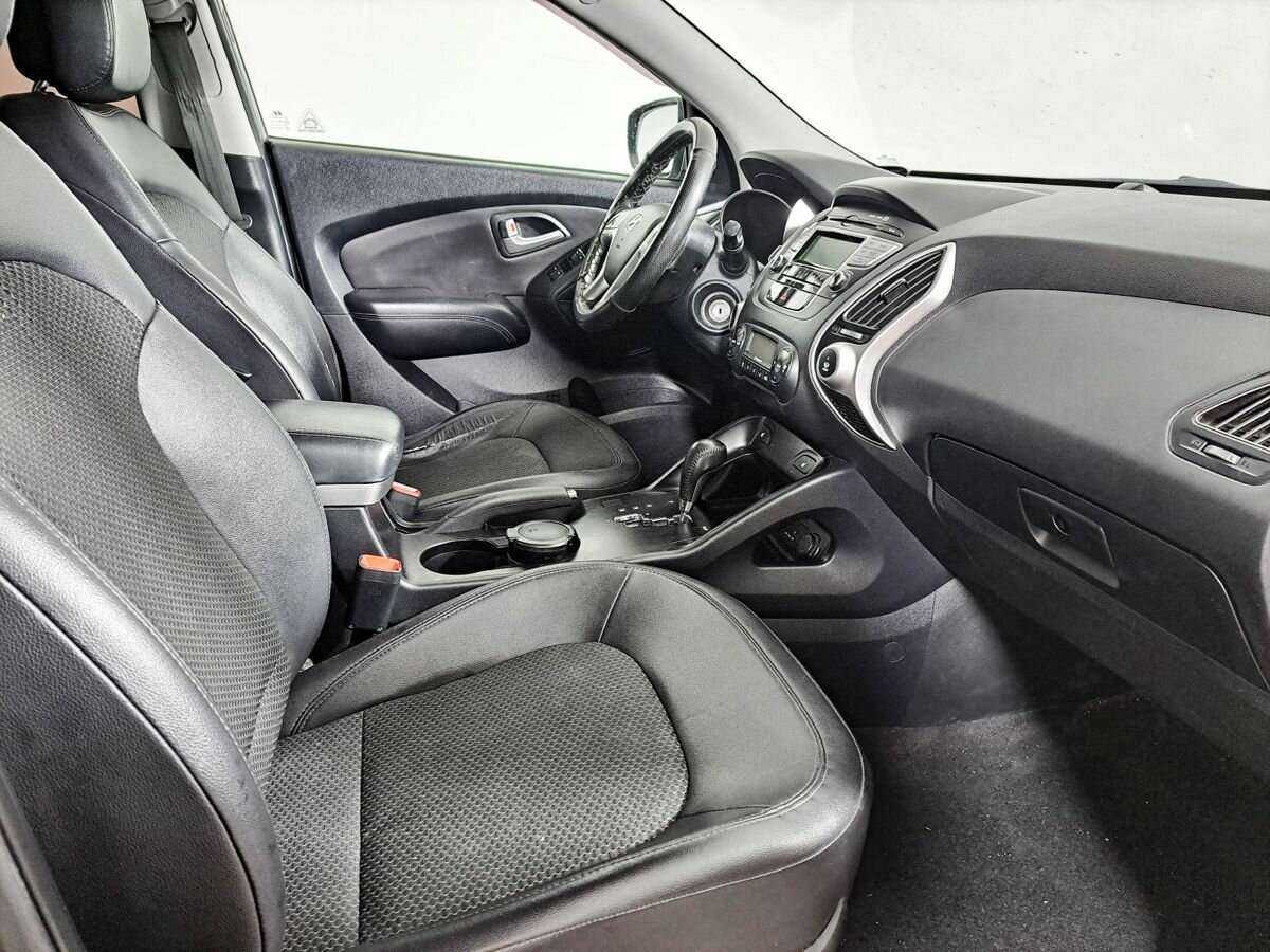 Купить Hyundai ix35, 2012, 136 577 км, фото №9
