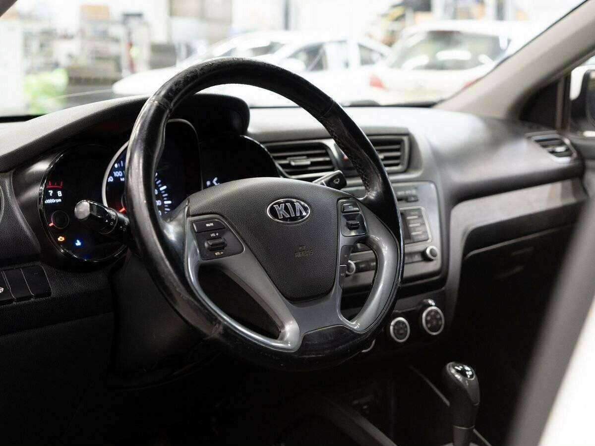 Купить Kia Rio, 2016, 196 783 км, фото №5
