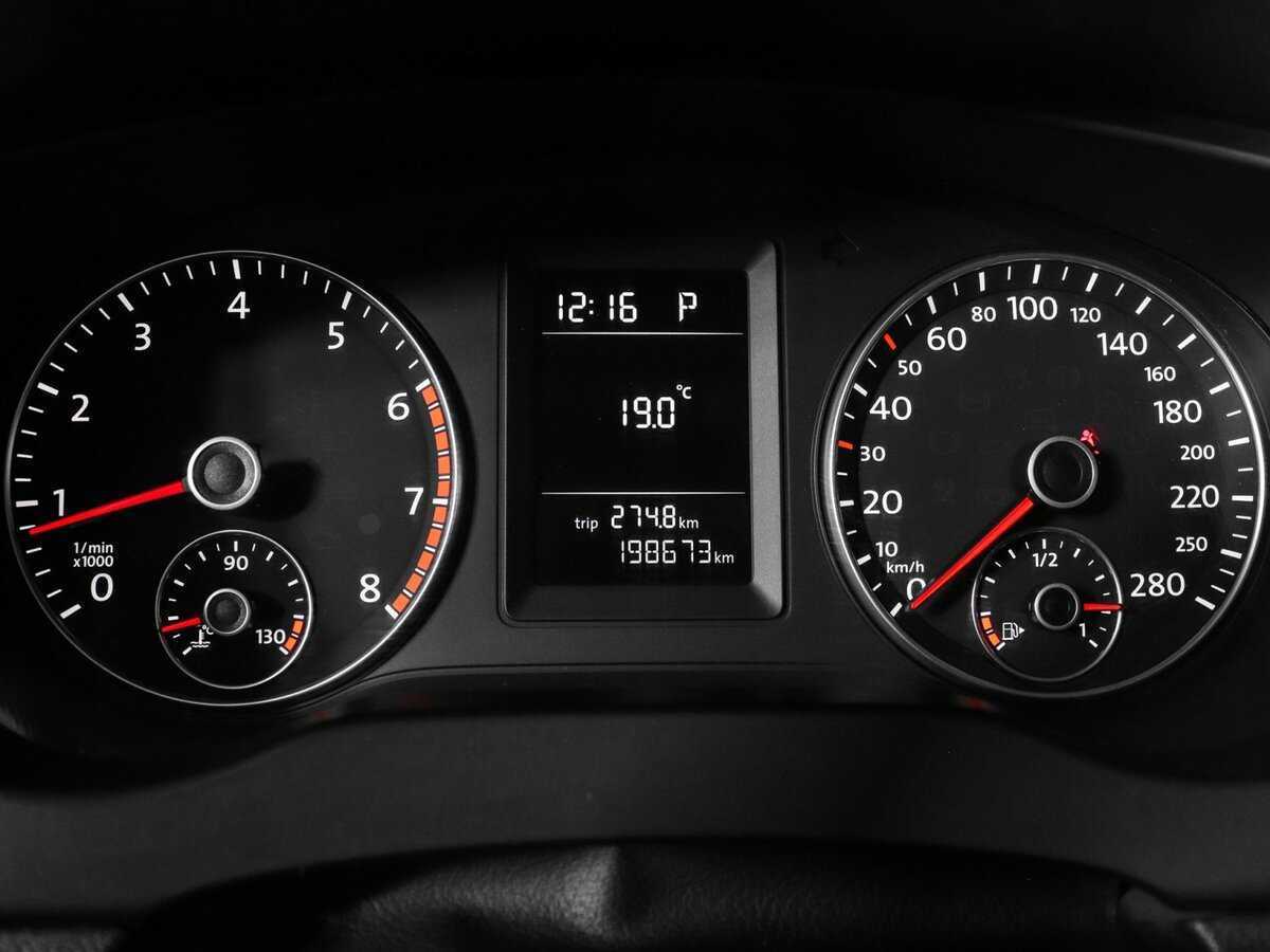 Купить Volkswagen Jetta, 2013, 198 671 км, фото №8