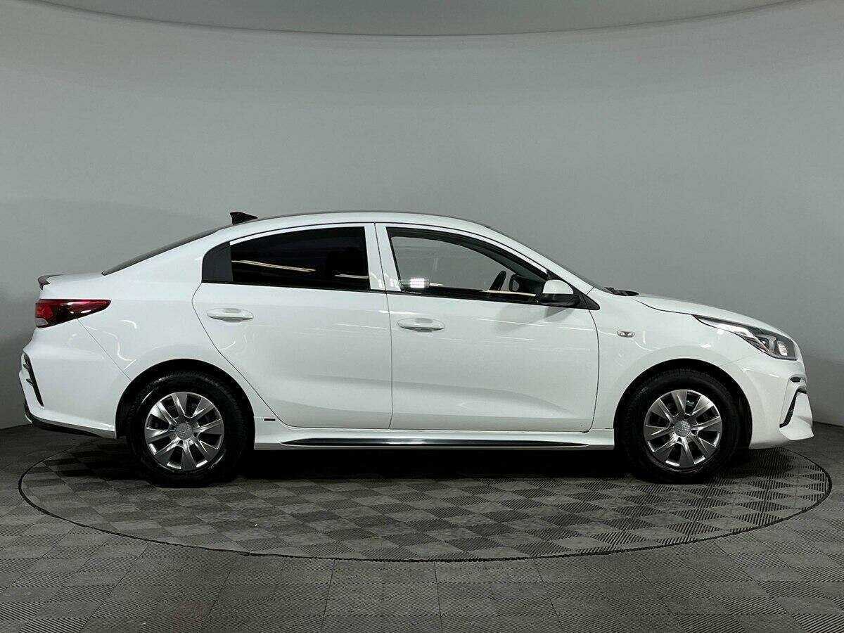 Купить Kia Rio, 2018, 112 290 км, фото №4