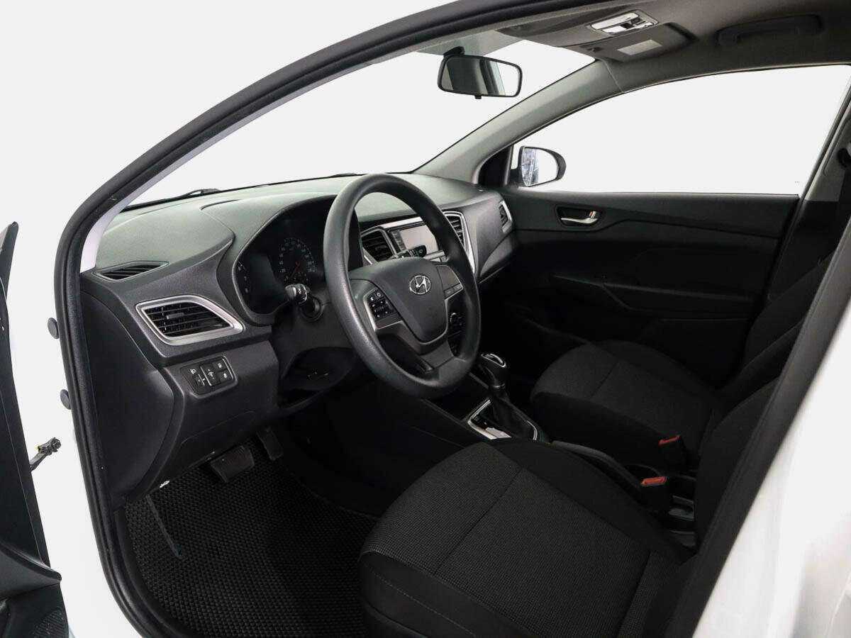 Купить Hyundai Solaris, 2020, 21 146 км, фото №7