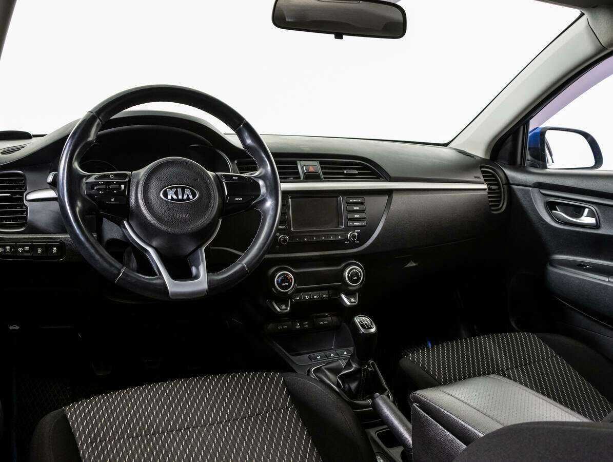 Купить Kia Rio, 2017, 83 114 км, фото №9