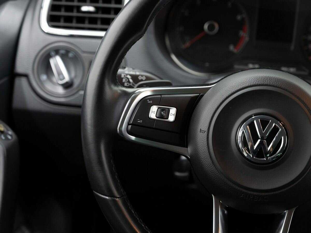 Купить Volkswagen Polo, 2019, 60 000 км, фото №15
