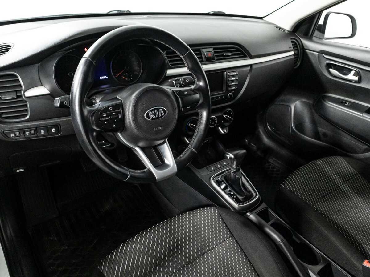 Купить Kia Rio, 2017, 83 524 км, фото №11