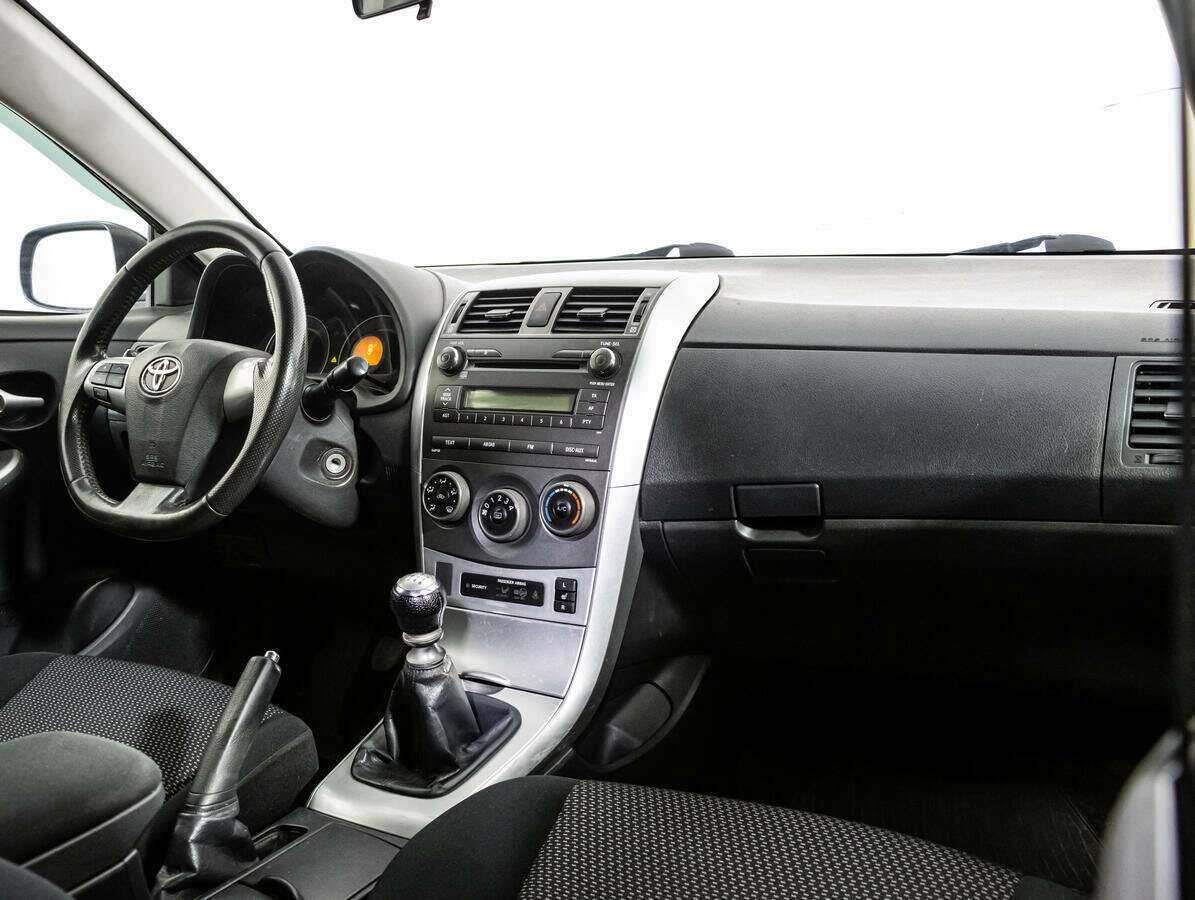 Купить Toyota Corolla, 2012, 215 048 км, фото №9