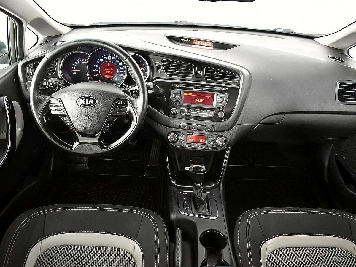 Купить Kia Ceed, 2015, 174 492 км, фото №10