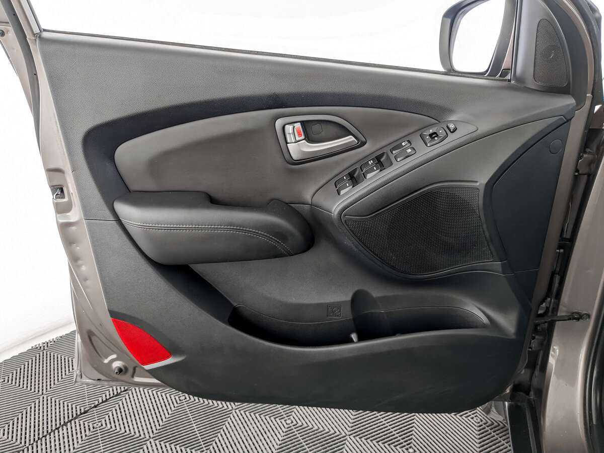 Купить Hyundai ix35, 2012, 64 800 км, фото №14