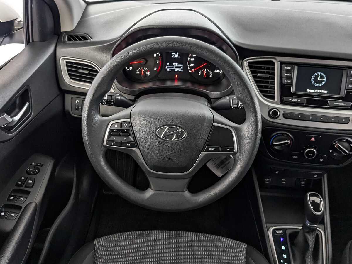 Купить Hyundai Solaris, 2022, 8 228 км, фото №17
