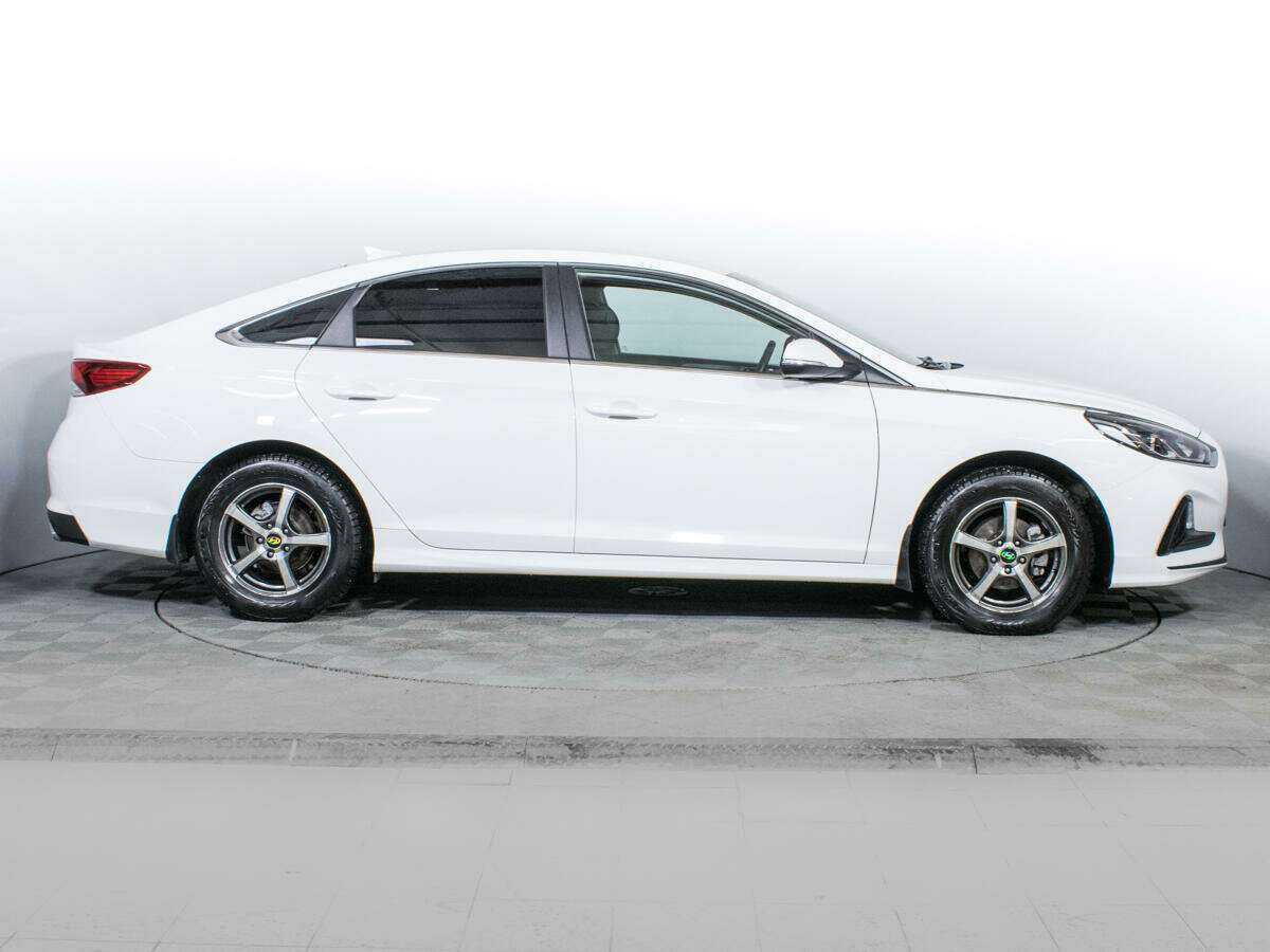 Купить Hyundai Sonata, 2019, 86 365 км, фото №4