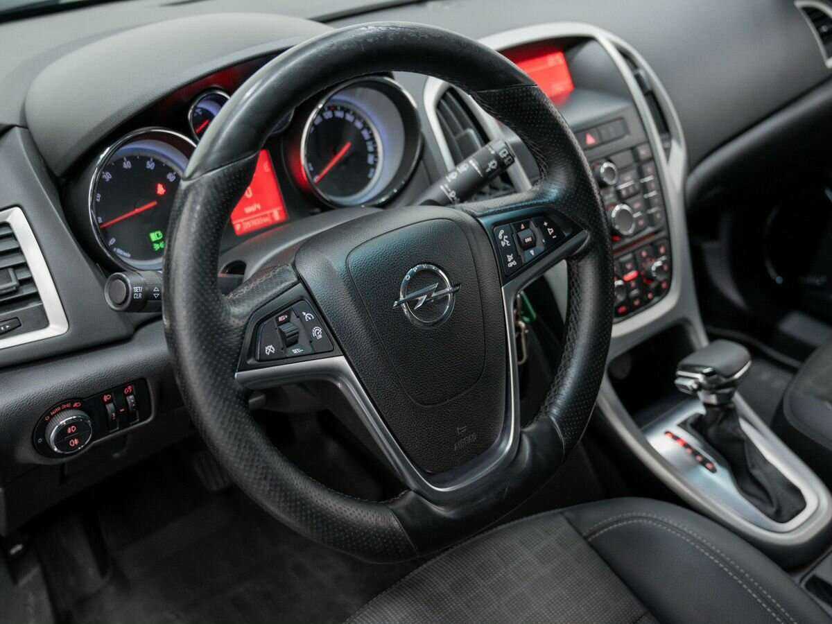 Купить Opel Astra, 2012, 258 000 км, фото №11