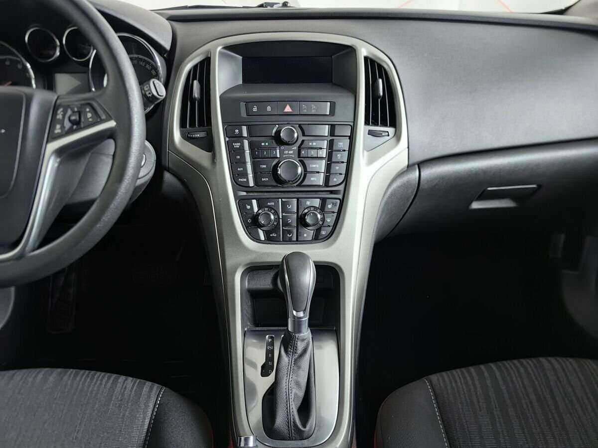 Купить Opel Astra, 2012, 156 000 км, фото №9