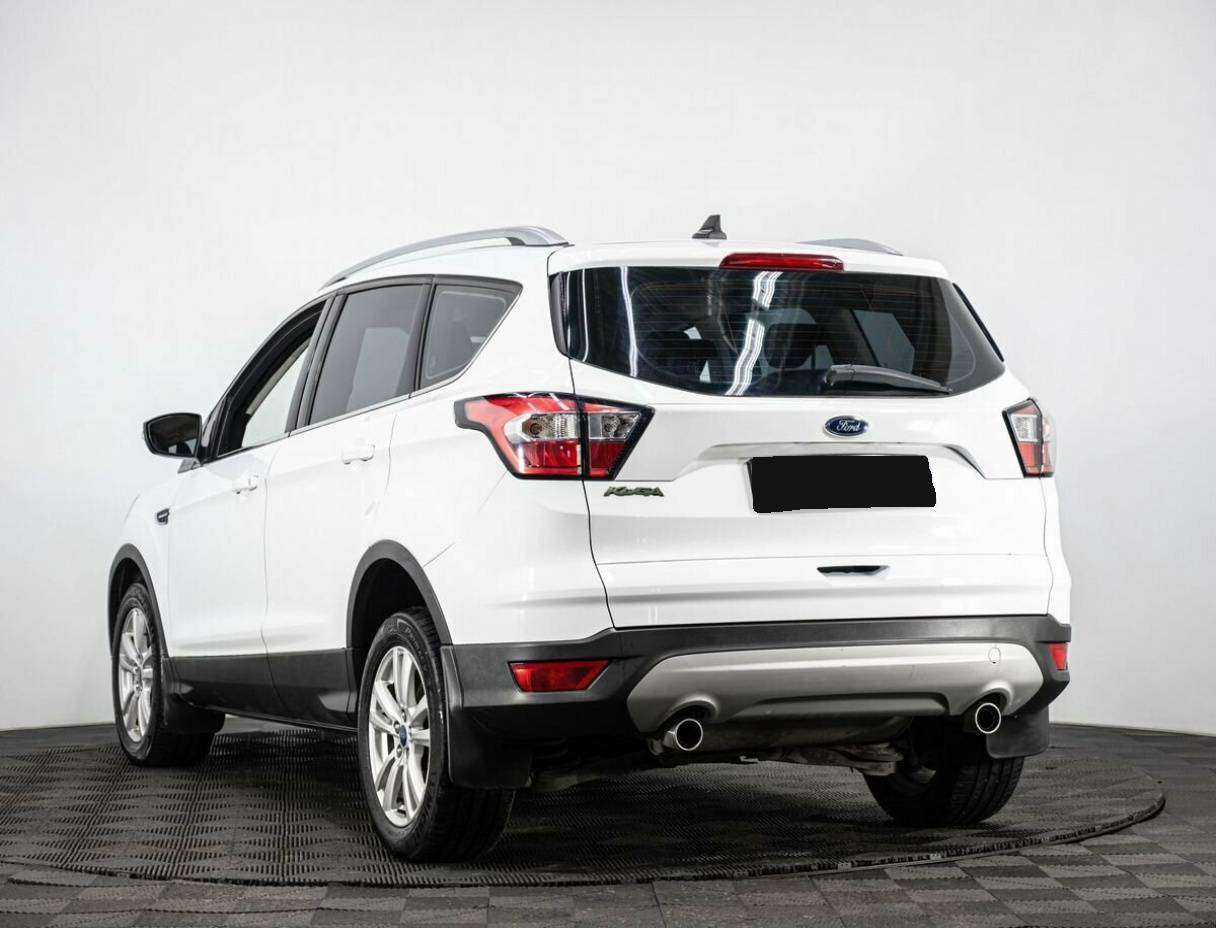Купить Ford Kuga, 2017, 132 800 км, фото №4