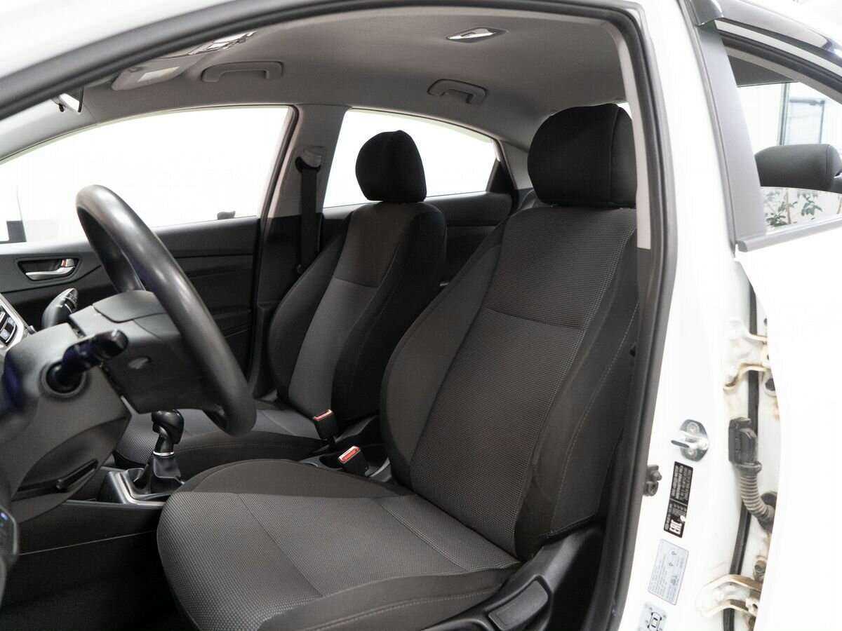 Купить Hyundai Solaris, 2019, 80 089 км, фото №6