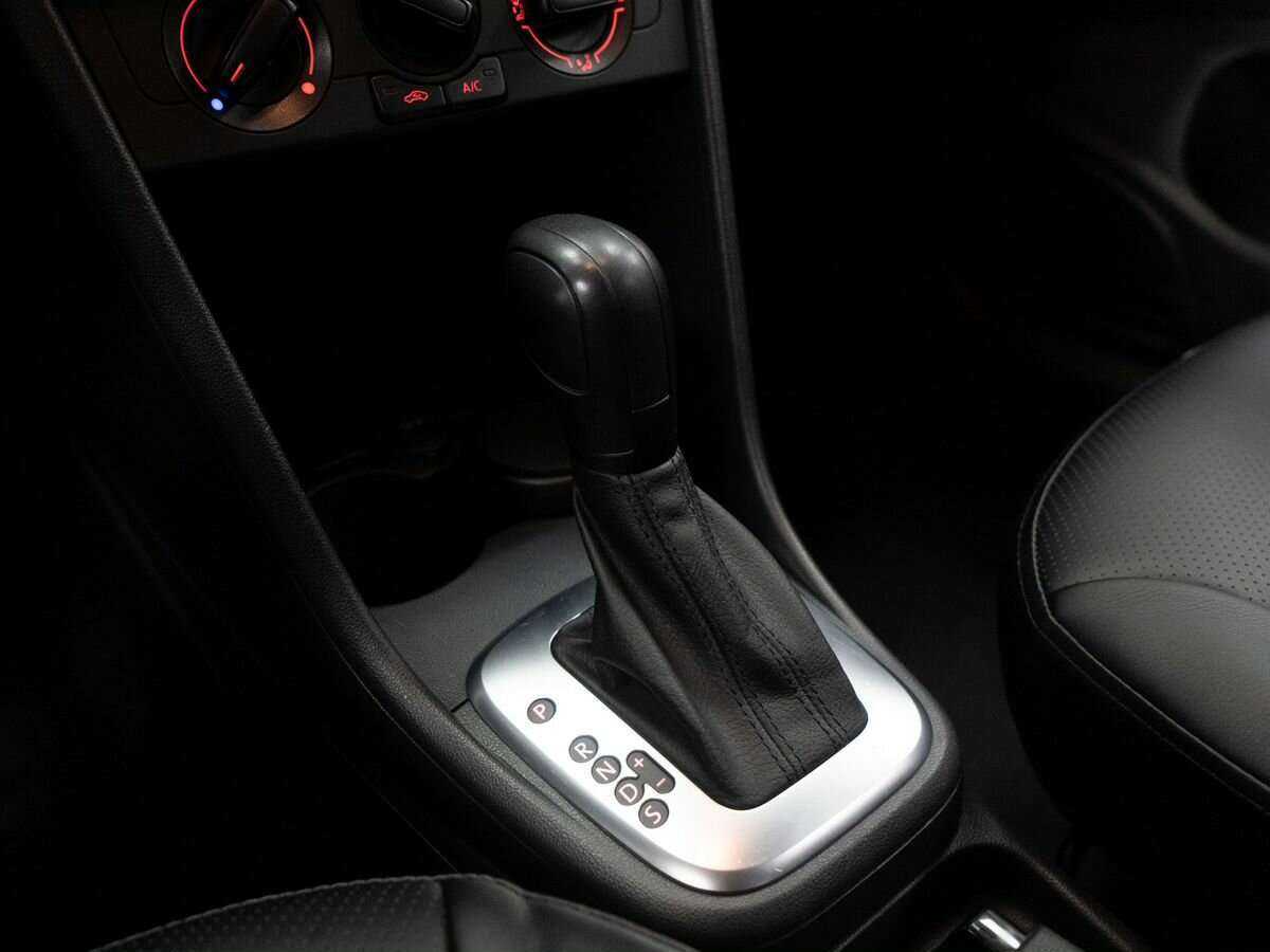 Купить Volkswagen Polo, 2017, 89 386 км, фото №12