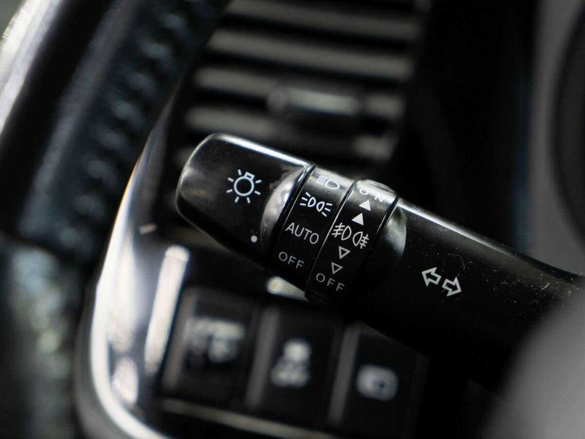 Купить Mitsubishi Outlander, 2017, 191 000 км, фото №16