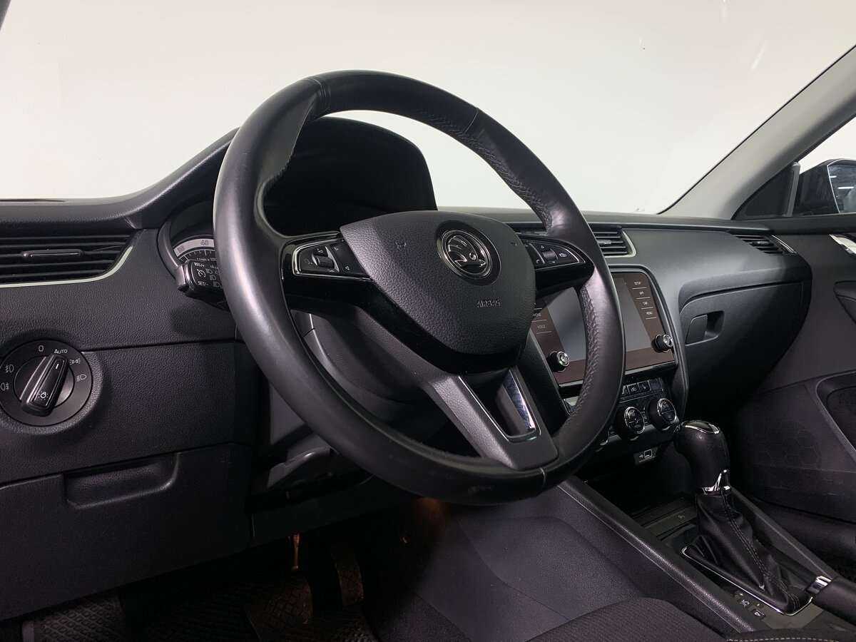 Купить Skoda Octavia, 2018, 181 543 км, фото №9