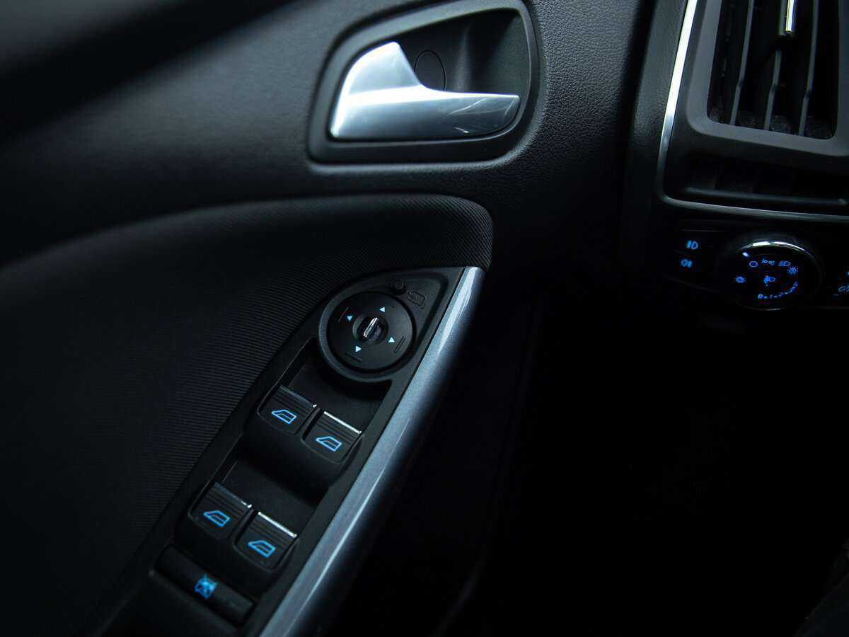 Купить Ford Focus, 2012, 151 148 км, фото №14