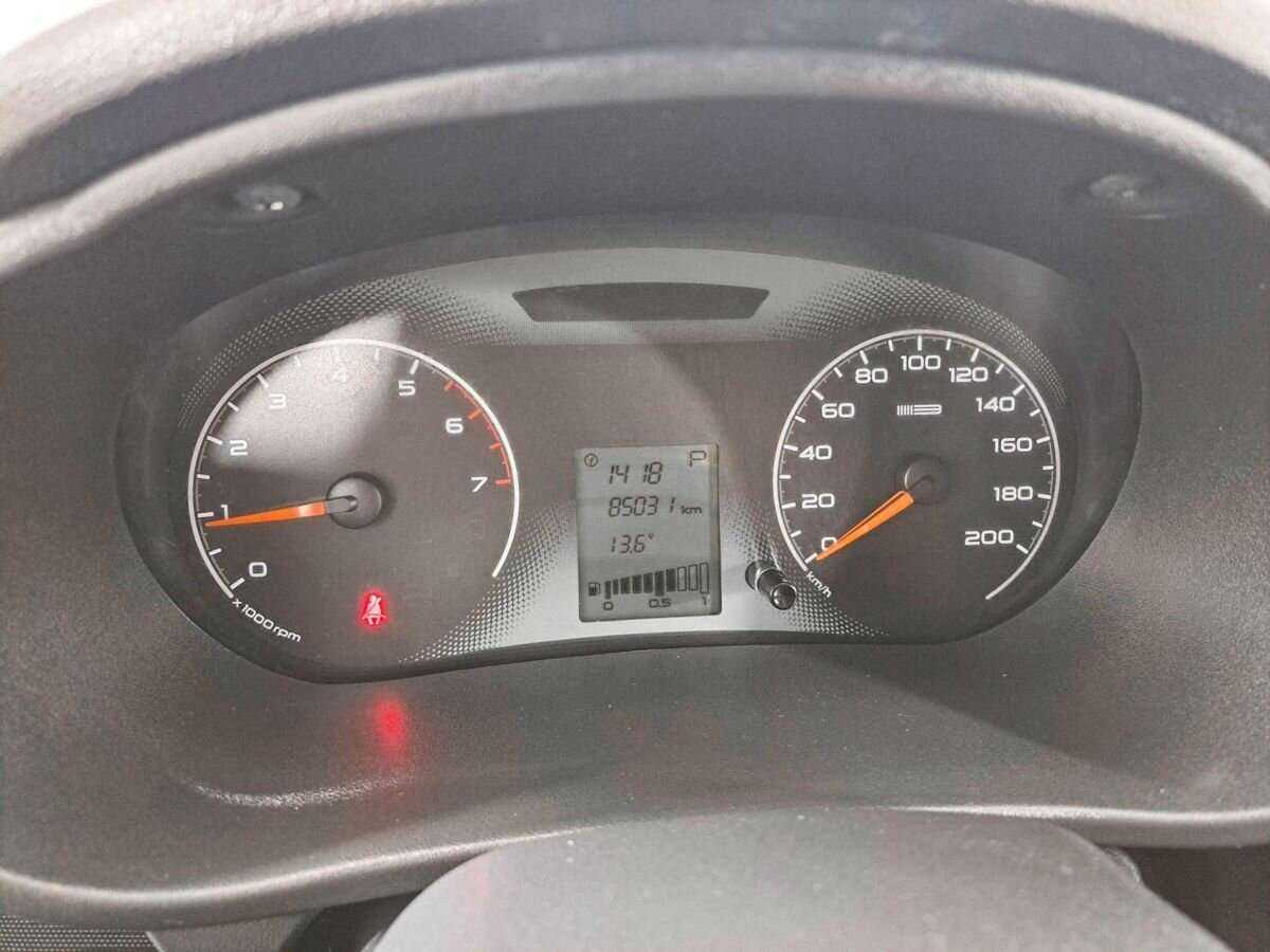 Купить Lada (ВАЗ) Granta, 2013, 85 030 км, фото №11