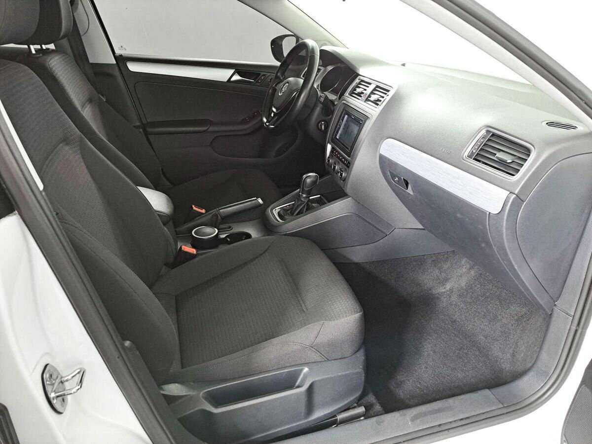 Купить Volkswagen Jetta, 2016, 105 363 км, фото №11