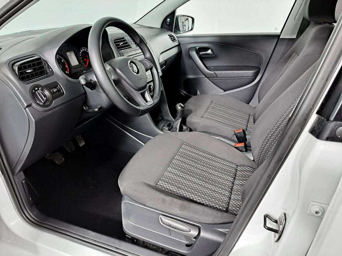 Купить Volkswagen Polo, 2019, 117 750 км, фото №16