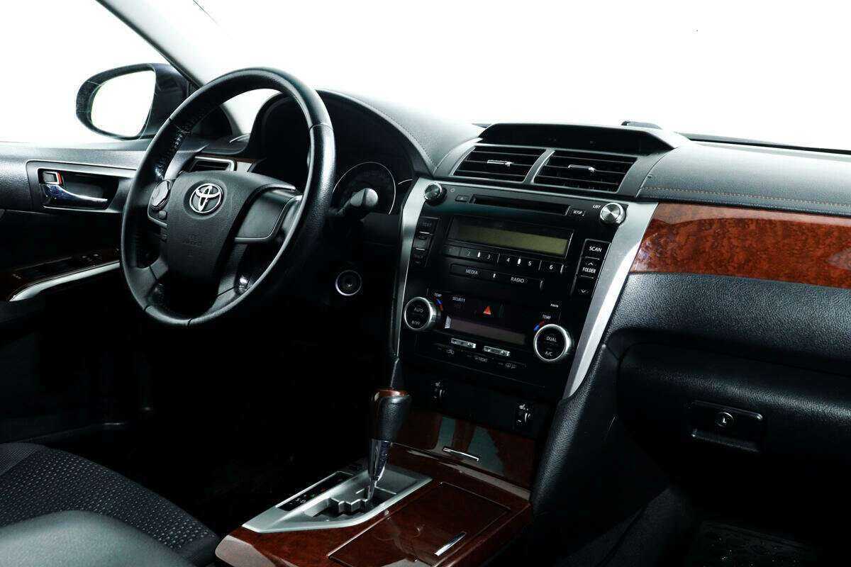 Купить Toyota Camry, 2012, 198 000 км, фото №9