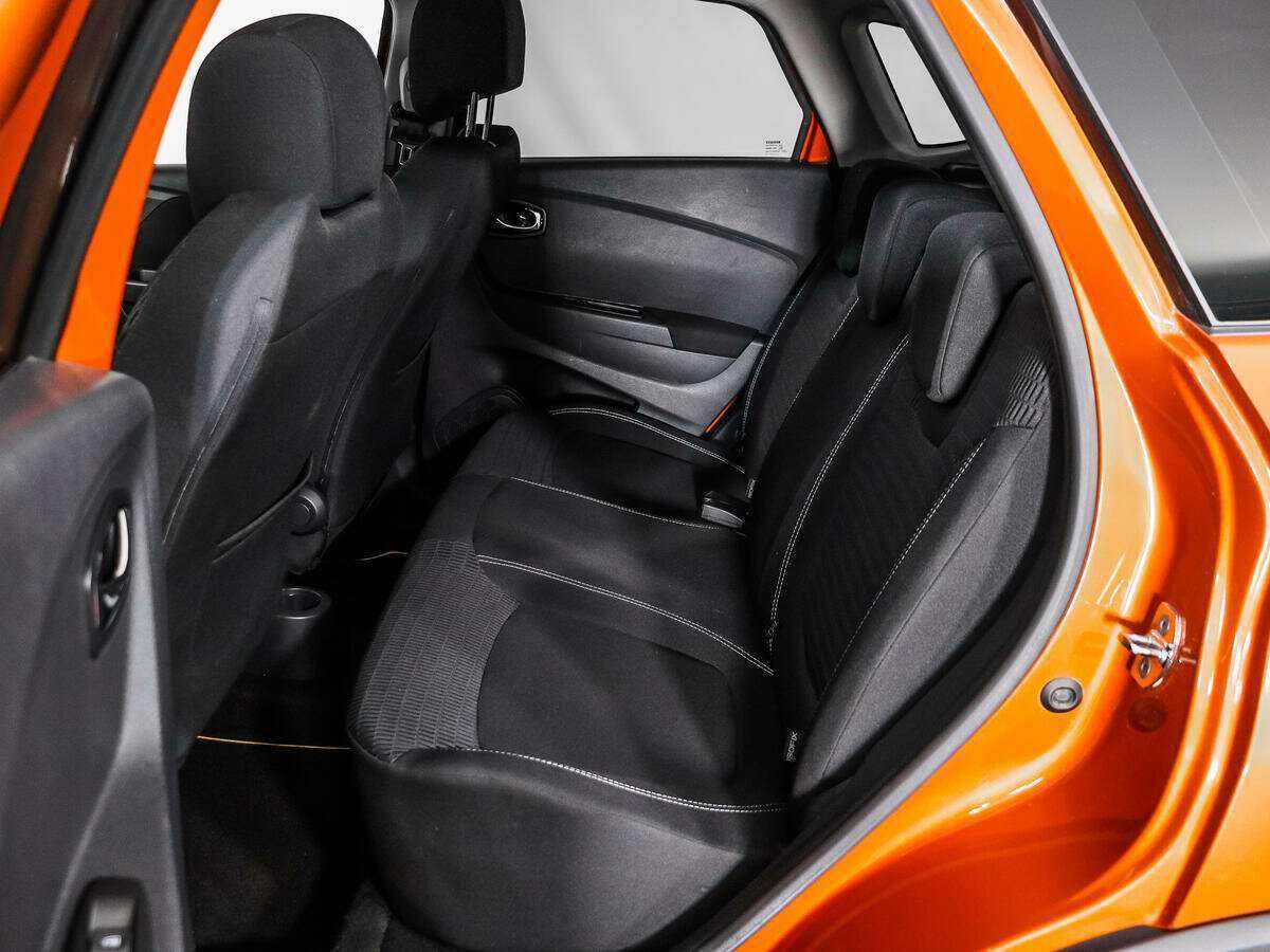 Купить Renault Kaptur, 2016, 66 500 км, фото №9