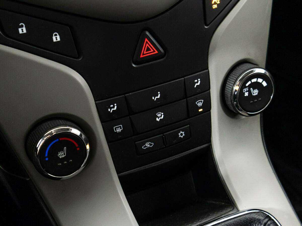 Купить Chevrolet Cruze, 2012, 194 510 км, фото №15