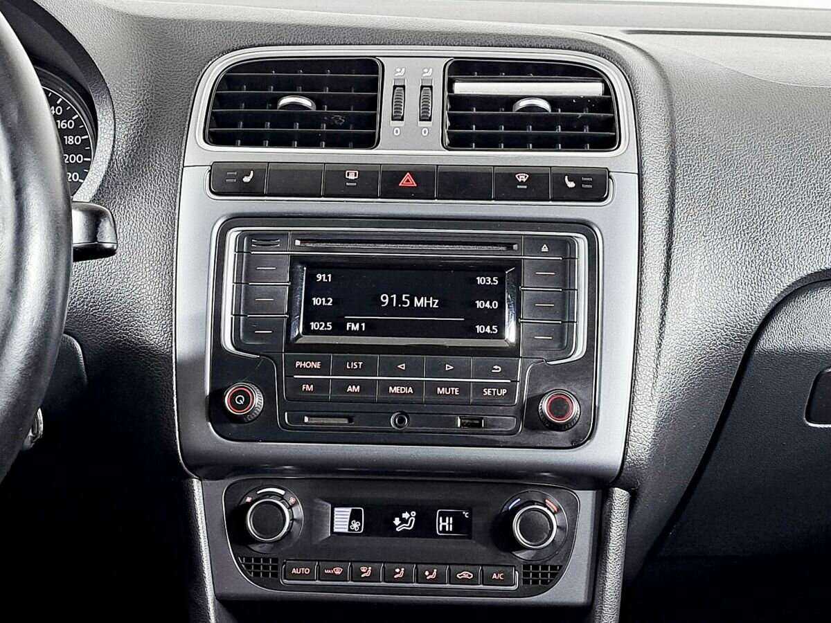 Купить Volkswagen Polo, 2016, 201 554 км, фото №11