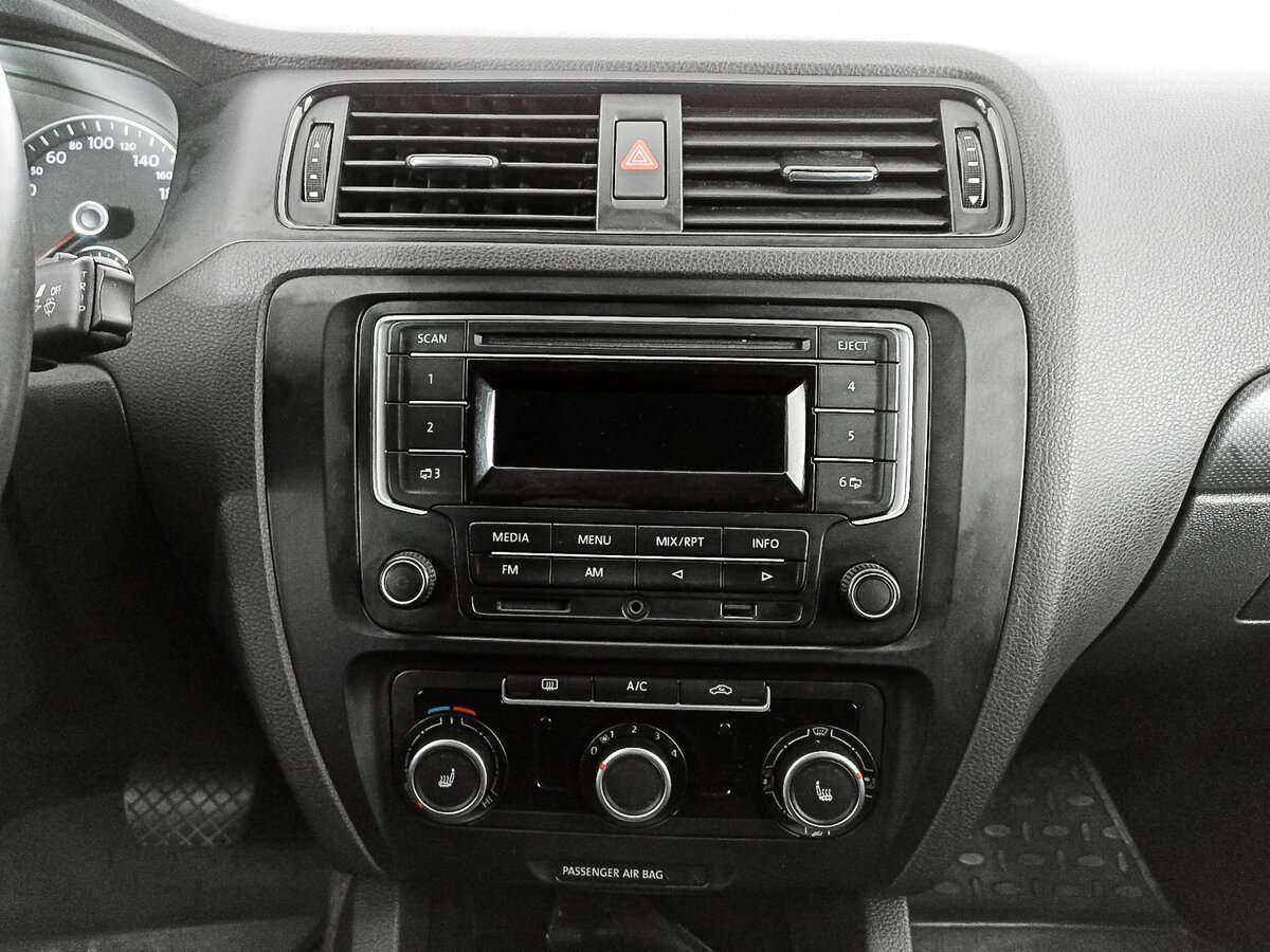 Купить Volkswagen Jetta, 2014, 244 581 км, фото №13