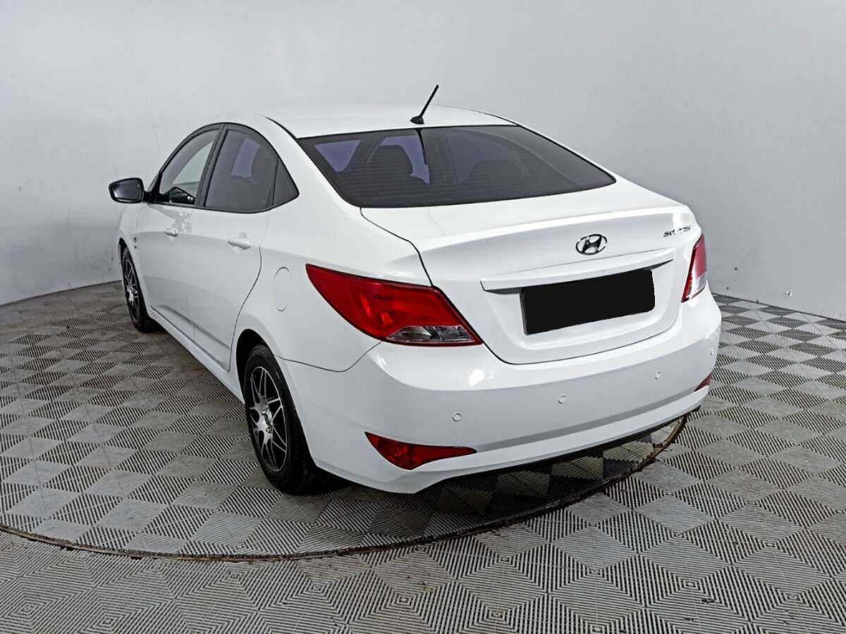Купить Hyundai Solaris, 2015, 125 600 км, фото №7