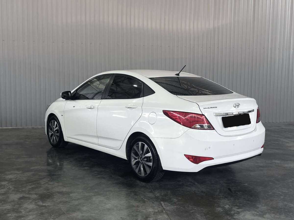 Купить Hyundai Solaris, 2016, 118 449 км, фото №7