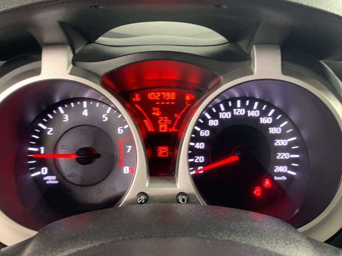 Купить Nissan Juke, 2012, 102 221 км, фото №15