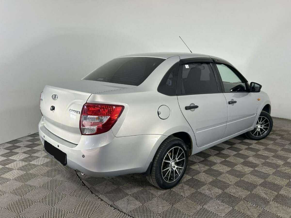 Купить Lada (ВАЗ) Granta, 2017, 88 539 км, фото №6